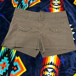 Women fast dry shorts size 4 brown